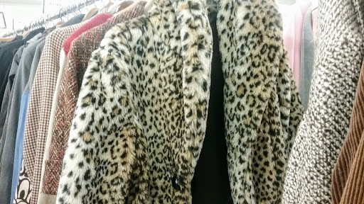 Thrift Store «Maj-R Thrift & Discount Store Grandview», reviews and photos, 1500 Main St, Grandview, MO 64030, USA