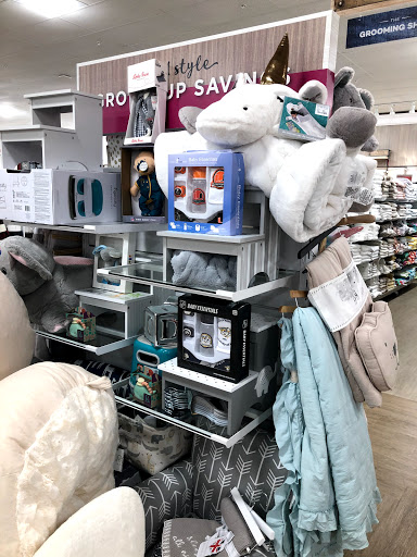 Home Goods Store «HomeGoods», reviews and photos, 7937 113th St, Seminole, FL 33772, USA