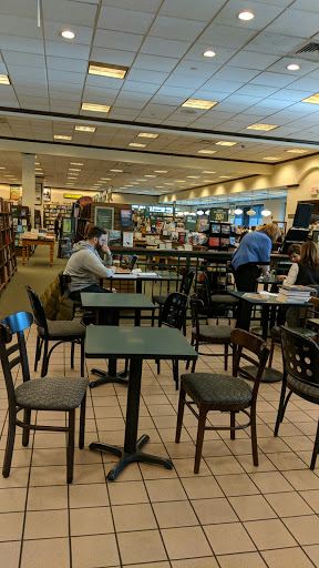 Book Store «Barnes & Noble», reviews and photos, 150 Granite St, Braintree, MA 02184, USA