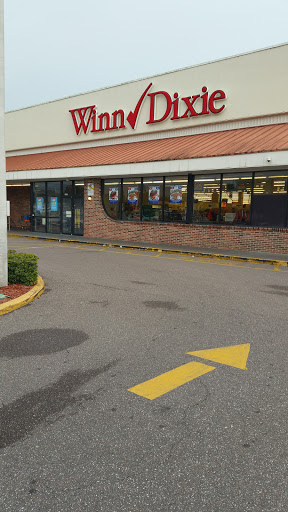 Grocery Store «Winn-Dixie», reviews and photos, 5802 54th Ave N, Kenneth City, FL 33709, USA