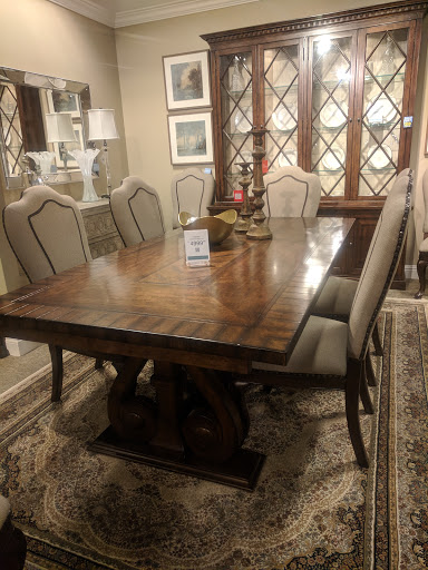 Furniture Store «Havertys Furniture», reviews and photos, 5169 Virginia Beach Blvd, Virginia Beach, VA 23462, USA