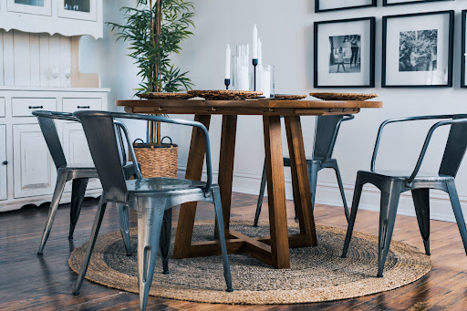 Furniture Store «Unruh Furniture», reviews and photos, 3600 Walnut St, Kansas City, MO 64111, USA