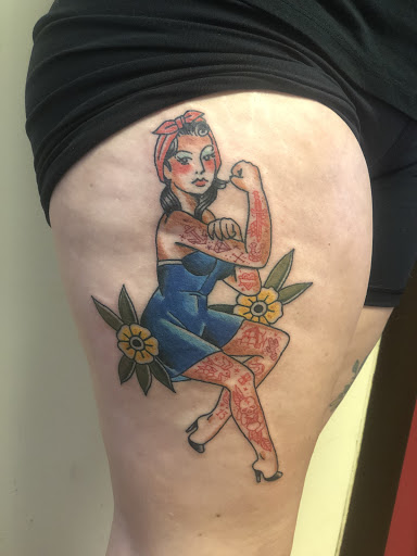 Tattoo Shop «Skinny Buddha Tattoo», reviews and photos, 203 S Monroe Ave, Green Bay, WI 54301, USA