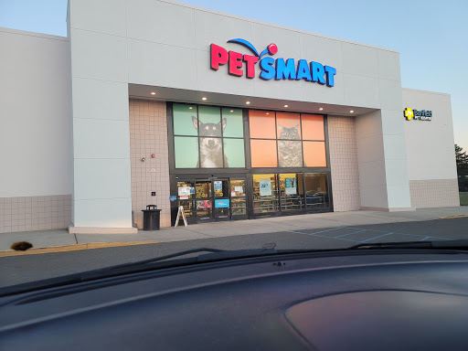 Pet Supply Store «PetSmart», reviews and photos, 2391 NJ-66, Ocean Township, NJ 07712, USA