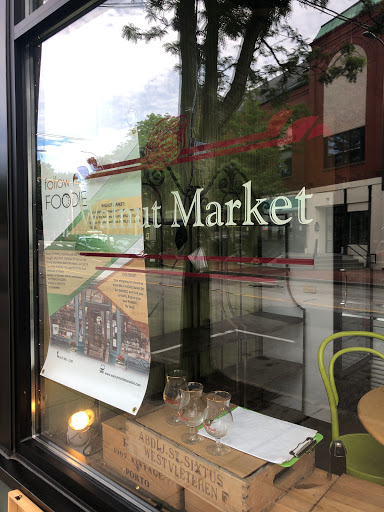 Convenience Store «Walnut Market», reviews and photos, 20 Lincoln St, Newton Highlands, MA 02461, USA