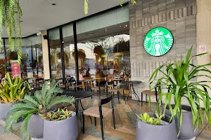 Starbucks​ River​ City image
