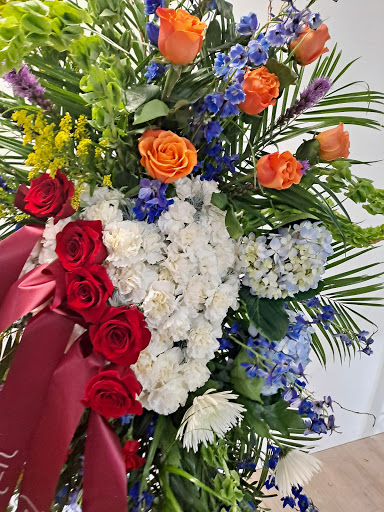 Florist «Finer Flowers», reviews and photos, 645 E Landis Ave, Vineland, NJ 08360, USA