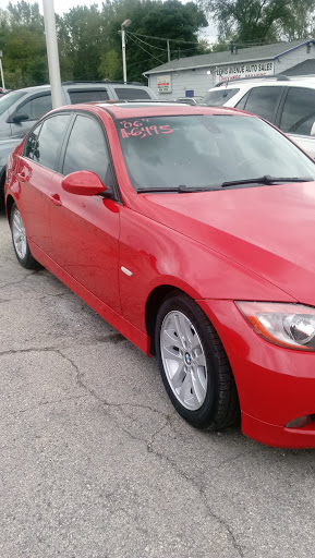 Car Dealer «Lewis Avenue Auto Sales Inc», reviews and photos, 38280 N Sheridan Rd, Beach Park, IL 60087, USA