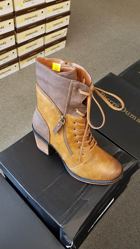 The Shoe Shop, 307 US-64, Waynesboro, TN 38485, USA, 