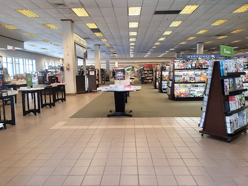 Book Store «Barnes & Noble», reviews and photos, 2900 Peachtree Rd NW #310, Atlanta, GA 30305, USA
