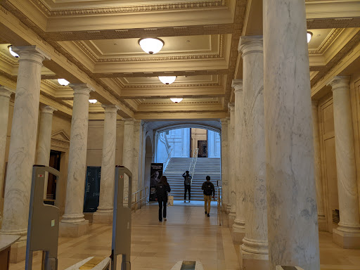 Monument «John Harvard Statue», reviews and photos, 1 Harvard Bus Tunnel, Cambridge, MA 02138, USA