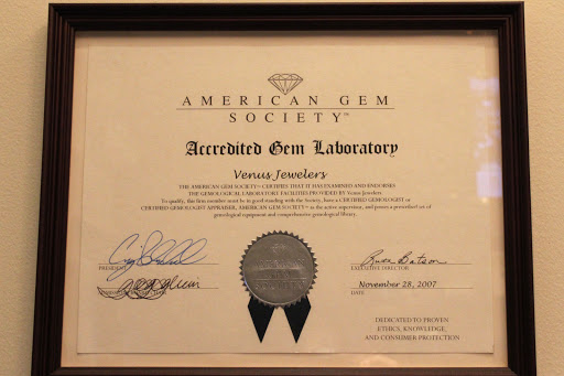 Jewelry Store «Venus Jewelers», reviews and photos, 1024 Easton Ave, Somerset, NJ 08873, USA