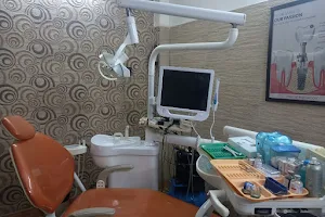 Dr Arora's Dental Centre image