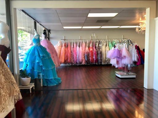 Boutique «Moda Bella Boutique | Quinceañera, Bridal, and Prom Dresses», reviews and photos, 8207 NE Vancouver Mall Dr Suite C, Vancouver, WA 98662, USA