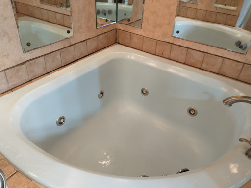 Hotel «Wheeling Island Hotel-Casino-Racetrack», reviews and photos, 1 S Stone St, Wheeling, WV 26003, USA