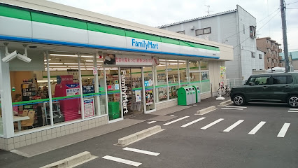 ファミリーマート 静岡西島店