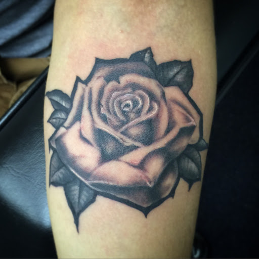 Tattoo Shop «Beautiful Ink Tattoos», reviews and photos, 2306 Oak Ln #99, Grand Prairie, TX 75051, USA