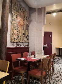 Atmosphère du Restaurant français Chez Gladines à Paris - n°16