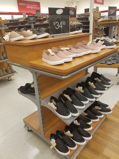 Department Store «T.J. Maxx», reviews and photos, 239 Memorial Ave, West Springfield, MA 01089, USA