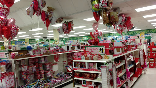 Dollar Store «Dollar Tree», reviews and photos, 1016 N Springbrook Rd, Newberg, OR 97132, USA