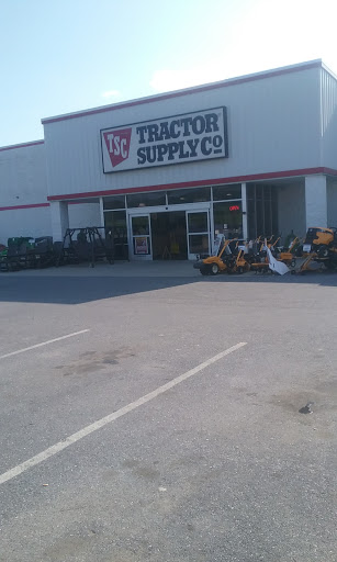 Home Improvement Store «Tractor Supply Co.», reviews and photos, 5370 Allentown Pike a, Temple, PA 19560, USA