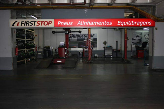 Multishop-Auto - Comércio de Pneus e Acessórios, Lda. Olivais – Sul (Posto 2) - Oficina mecânica