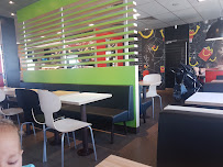 Atmosphère du Restauration rapide McDonald's à Le Pont-de-Beauvoisin - n°10