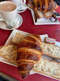 Croissant du Restaurant Café Rive Droite à Paris - n°3