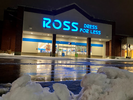Clothing Store «Ross Dress for Less», reviews and photos, 701 N Milwaukee Ave, Vernon Hills, IL 60061, USA