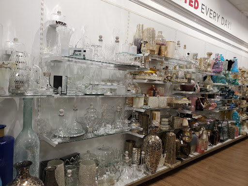 Department Store «T.J. Maxx & HomeGoods», reviews and photos, 221 N West End Blvd, Quakertown, PA 18951, USA
