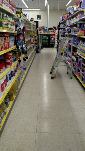 Discount Store «Dollar General», reviews and photos, 990 Kildaire Farm Rd, Cary, NC 27511, USA