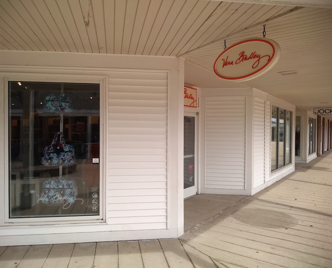 Vera Bradley Factory Outlet