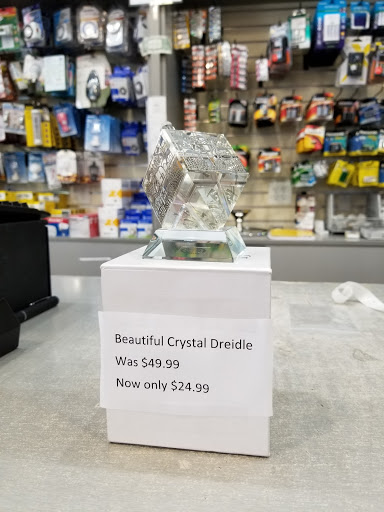 Electronics Store «Buzz Electronics of Boro Park», reviews and photos, 1314 50th St, Brooklyn, NY 11219, USA