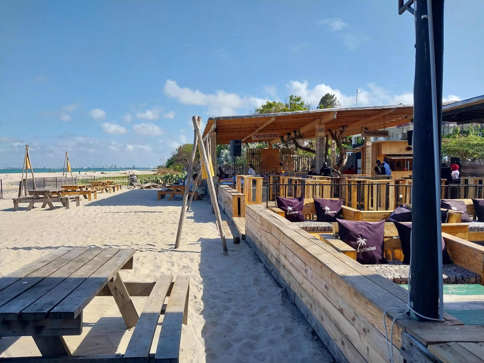 Foto di Mbezi Beach - luogo popolare tra gli intenditori del relax