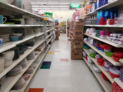 Dollar Store «Dollar Tree», reviews and photos, 6405 W North Ave, Oak Park, IL 60302, USA