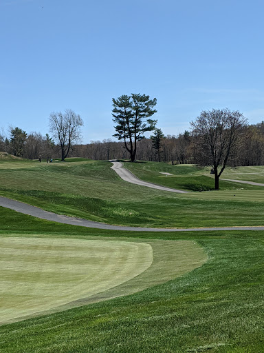 Public Golf Course «Kettle Brook Golf Club», reviews and photos, 136 Marshall St, Paxton, MA 01612, USA