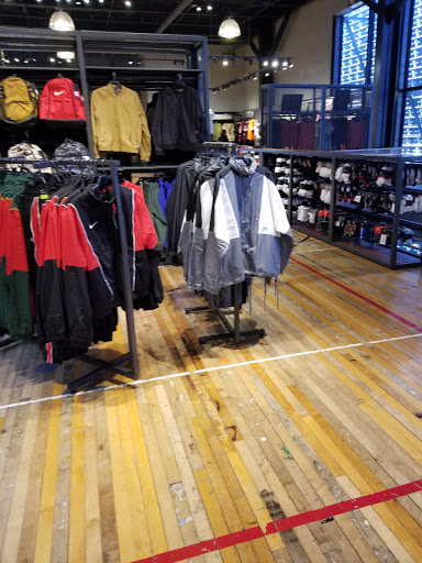 Clothing Store «Nike Lenox», reviews and photos, 3393 Peachtree Rd, Atlanta, GA 30326, USA