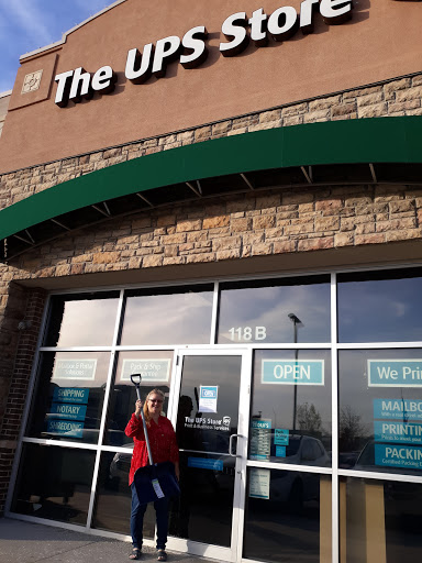 Shipping and Mailing Service «The UPS Store», reviews and photos, 118 N Conistor Lane b, Liberty, MO 64068, USA