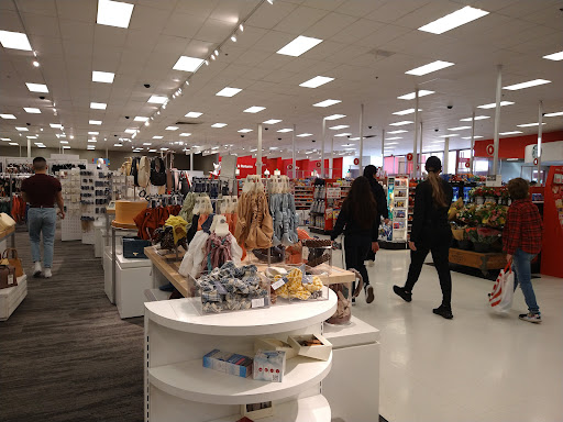 Department Store «Target», reviews and photos, 12471 Limonite Ave, Mira Loma, CA 91752, USA