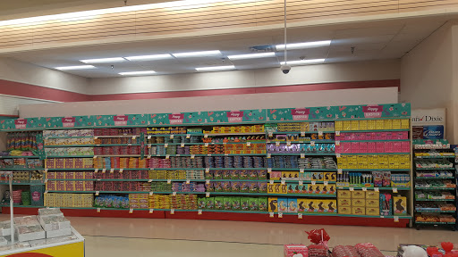 Grocery Store «Winn-Dixie», reviews and photos, 1122 N Main St, Bushnell, FL 33513, USA