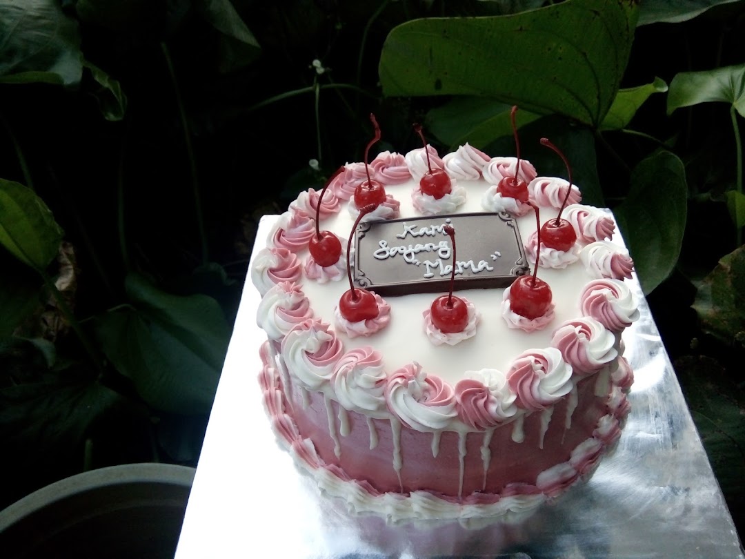 Hanania cake