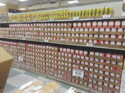 Grocery Store «Butera Market», reviews and photos, 1175 W Spring St, South Elgin, IL 60177, USA