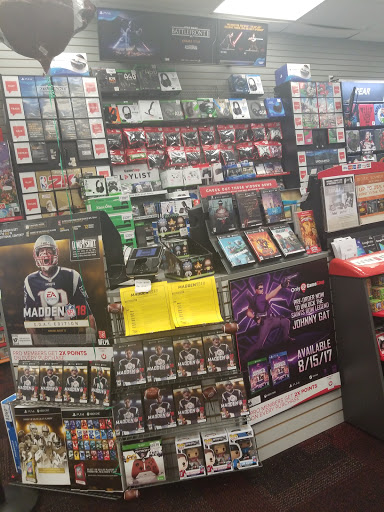 Video Game Store «GameStop», reviews and photos, 17604 Garland Groh Blvd, Hagerstown, MD 21740, USA