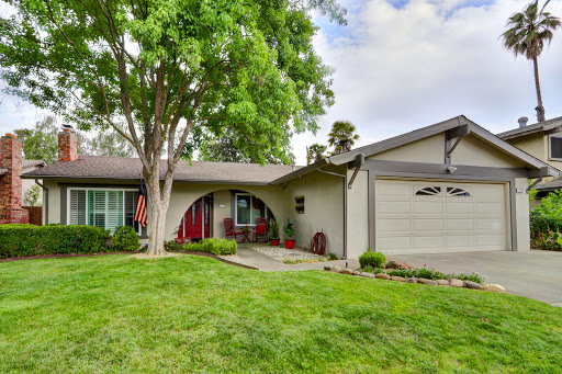 Green Isle Real Estate & Mortgage image
