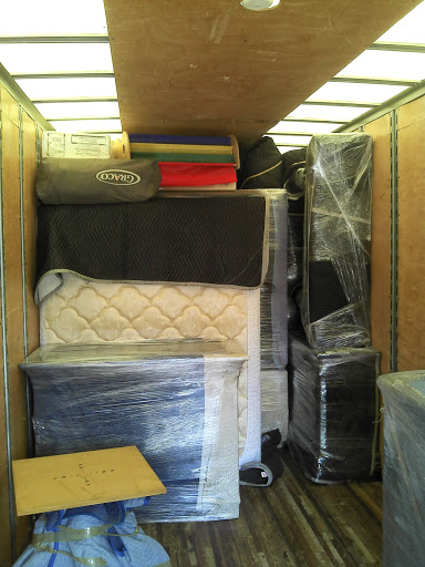 Moving and Storage Service «Two Men and a Truck», reviews and photos, 7703 Kingspointe Pkwy #800, Orlando, FL 32819, USA