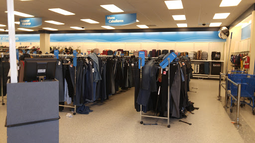Clothing Store «Ross Dress for Less», reviews and photos, 3500 East-West Hwy, Hyattsville, MD 20782, USA