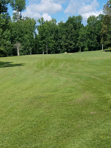 Golf Course «Deer Lakes Golf Course», reviews and photos, 140 Deer Lake Ln, Salem, KY 42078, USA