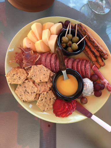 Winery «Wide River Winery - Tasting Room», reviews and photos, 106 N Cody Rd, Le Claire, IA 52753, USA