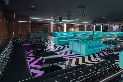 Lounge «In Love Memphis», reviews and photos, 7144 Winchester Rd, Memphis, TN 38125, USA