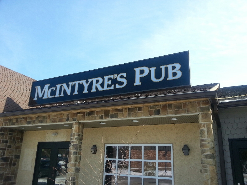 McIntyre's Pub 08753